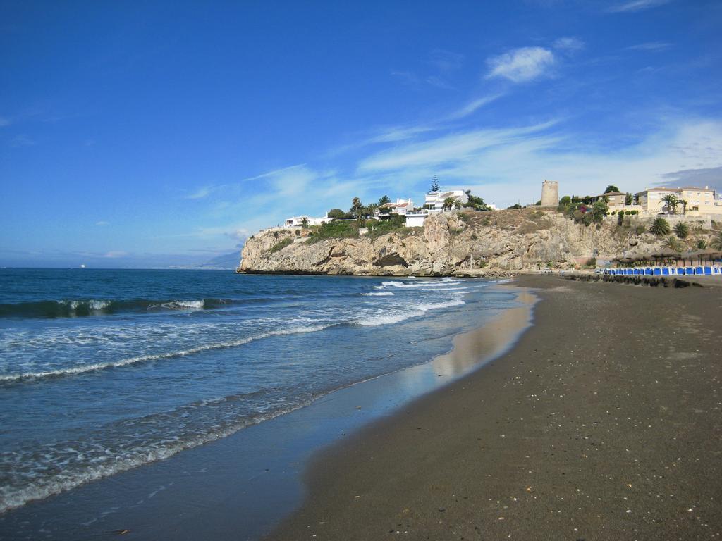 Apartamentos Turisticos Anoreta Rincón de la Victoria Extérieur photo