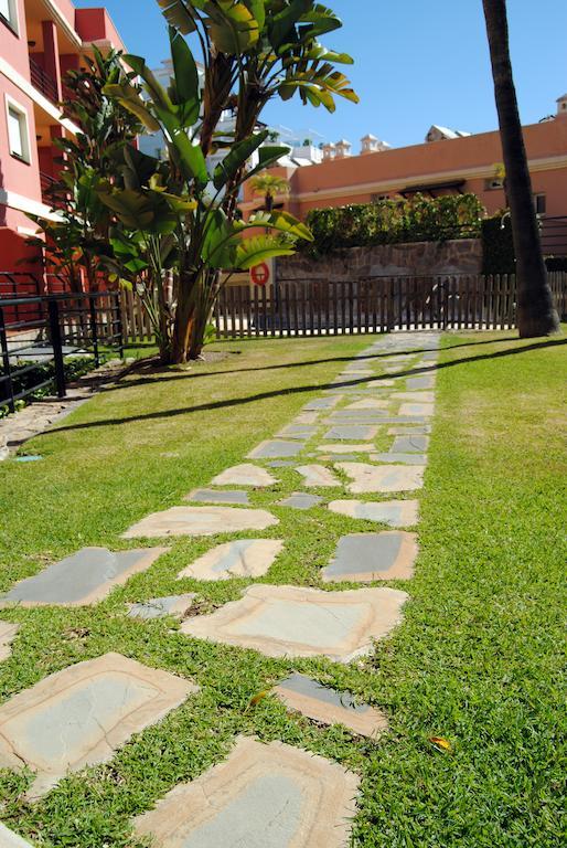 Apartamentos Turisticos Anoreta Rincón de la Victoria Extérieur photo